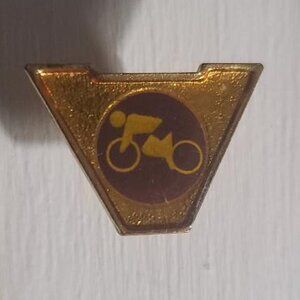 Varsity Scouting BSA Cycling Bicycle Vintage Lapel Pin Badge
